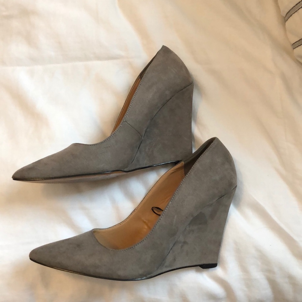 Express Wedges